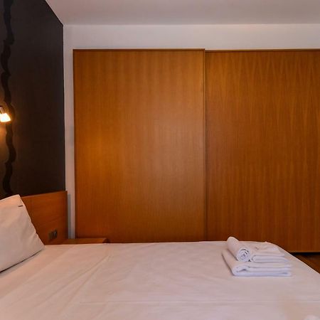 Super Premium Two Bedroom Suite On Vitosha Boulevard Szófia Kültér fotó