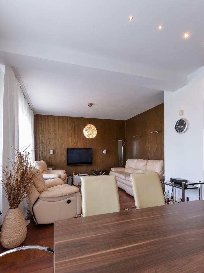 Super Premium Two Bedroom Suite On Vitosha Boulevard Szófia Kültér fotó